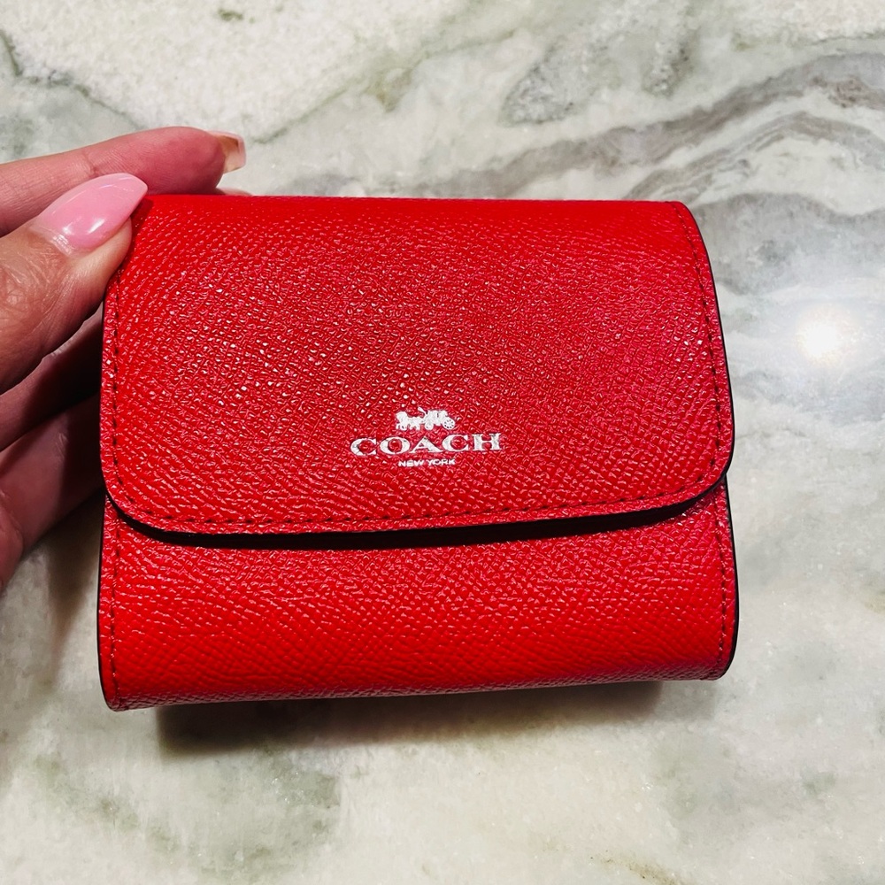NEW Coach Vibrant Red Trifold Wallet